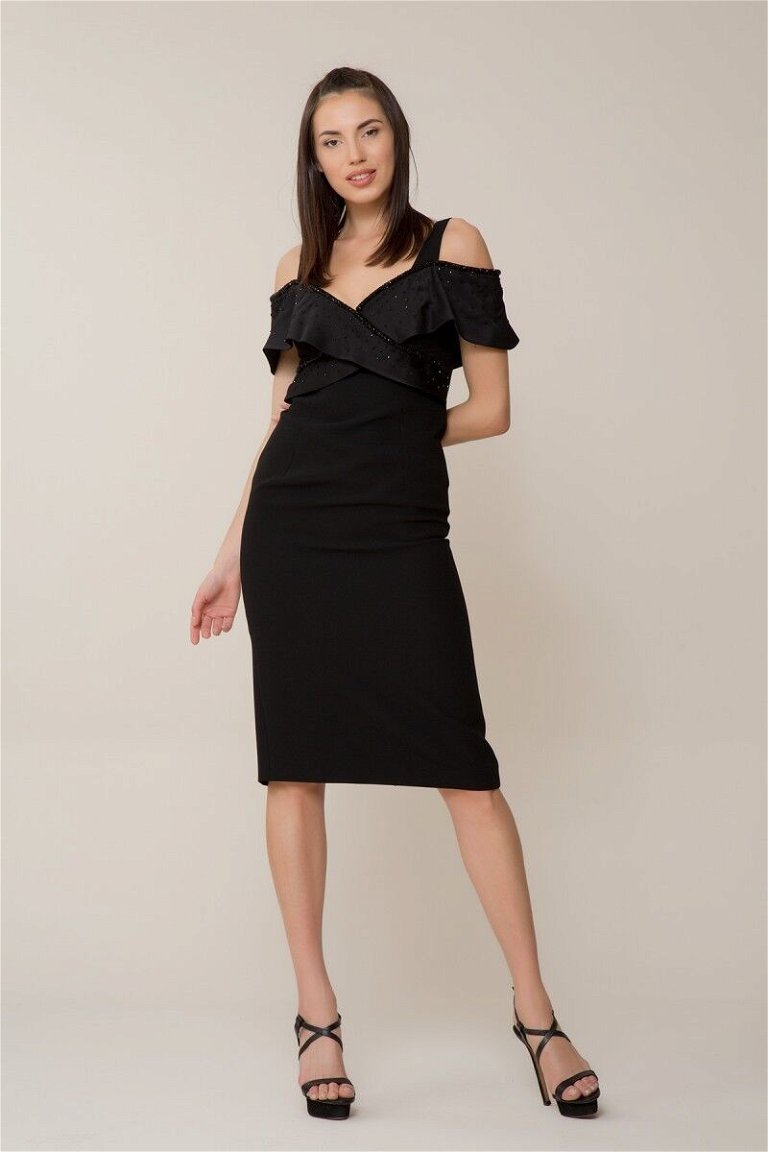  GIZIA - Sleeve Detailed Black Dress With Thick Straps