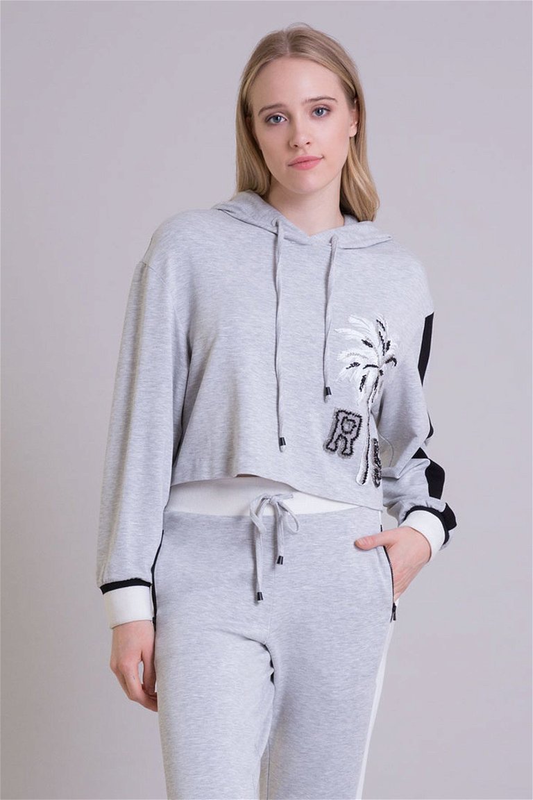  GIZIA - Palm Detail Gray Crop Hoodie Sweatshirt