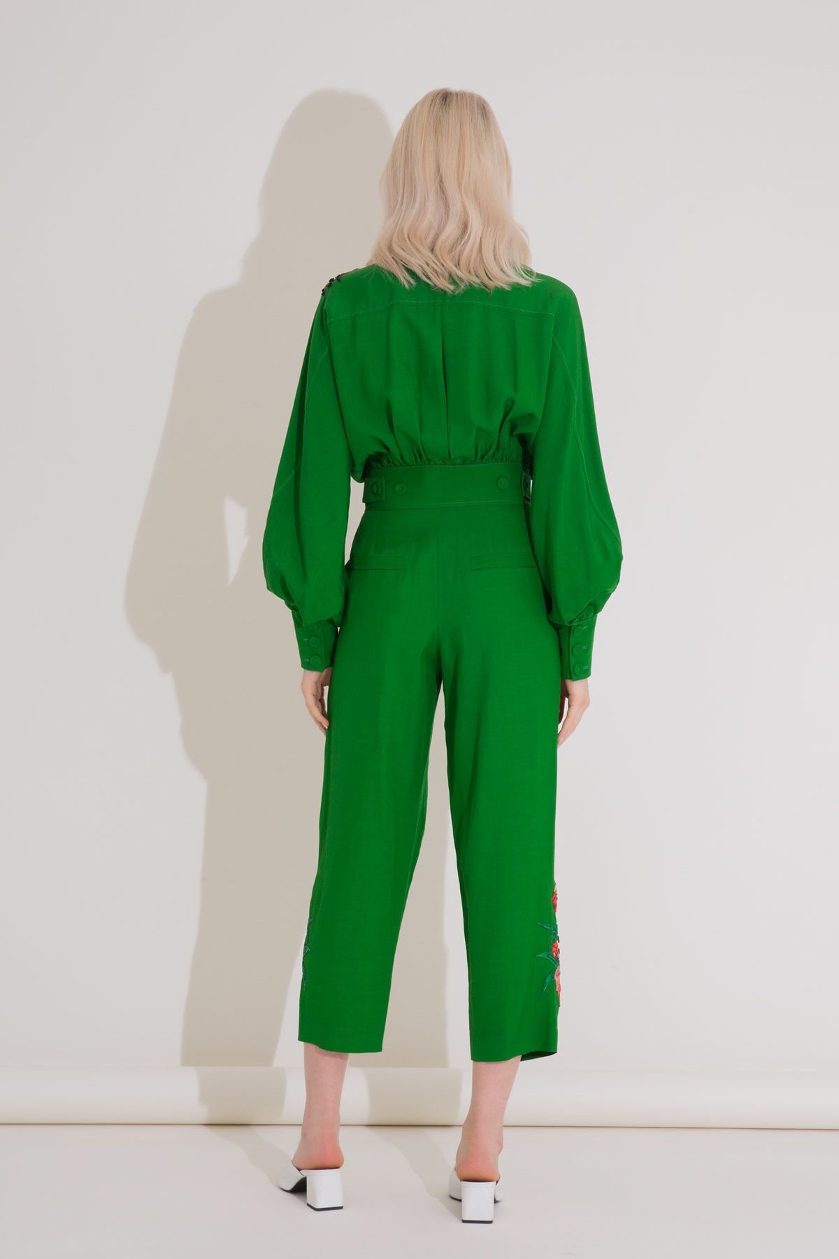 Yüksek Bel Nakış Detaylı Pilili Yeşil Pantolon