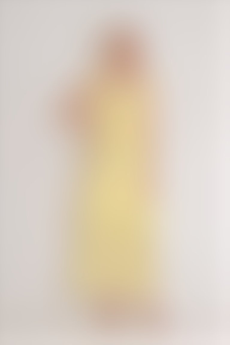 Omuz Bağlama Detaylı Volanlı Uzun Askılı Sarı Elbise