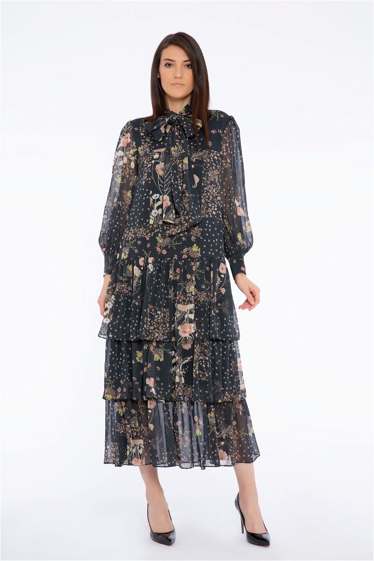 GIZIA - Fiyonk Yakalı Çiçek Desenli Uzun Şifon Elbise