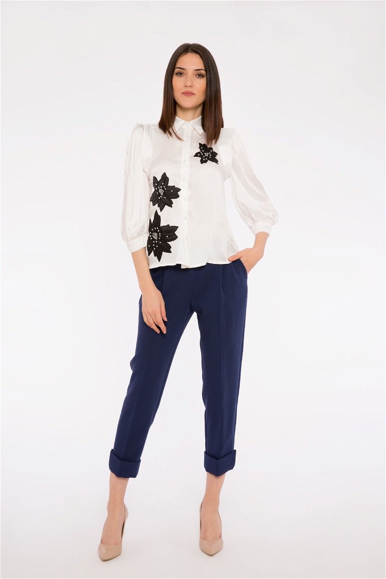 GIZIA - Leg Detailed Navy Blue Ankle Wide Trousers