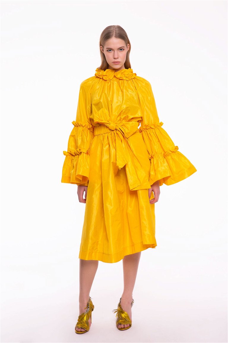  GIZIAGATE - Dice Kayek Fırfır Detaylı, Sarı Midi Boy Tasarım Elbise