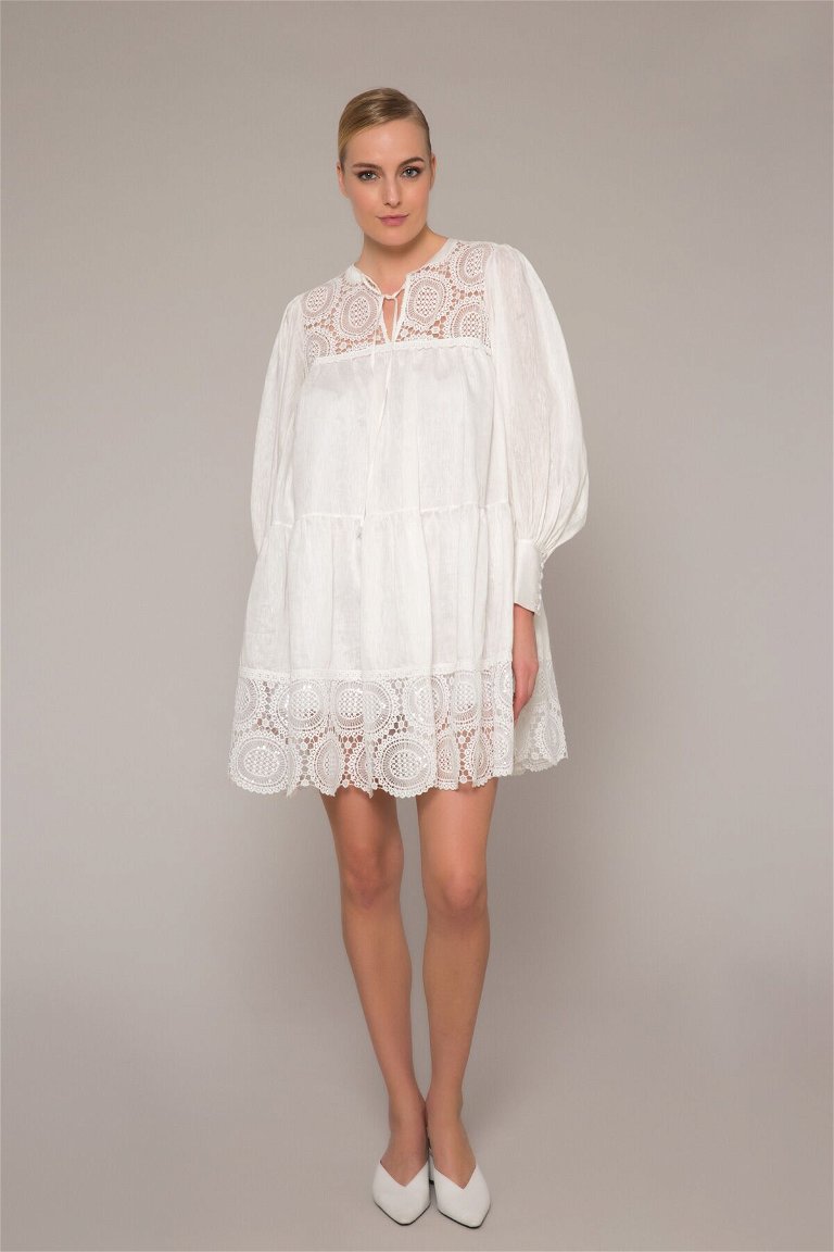 GIZIA - Lace Detailed Wide Cut White Mini Dress