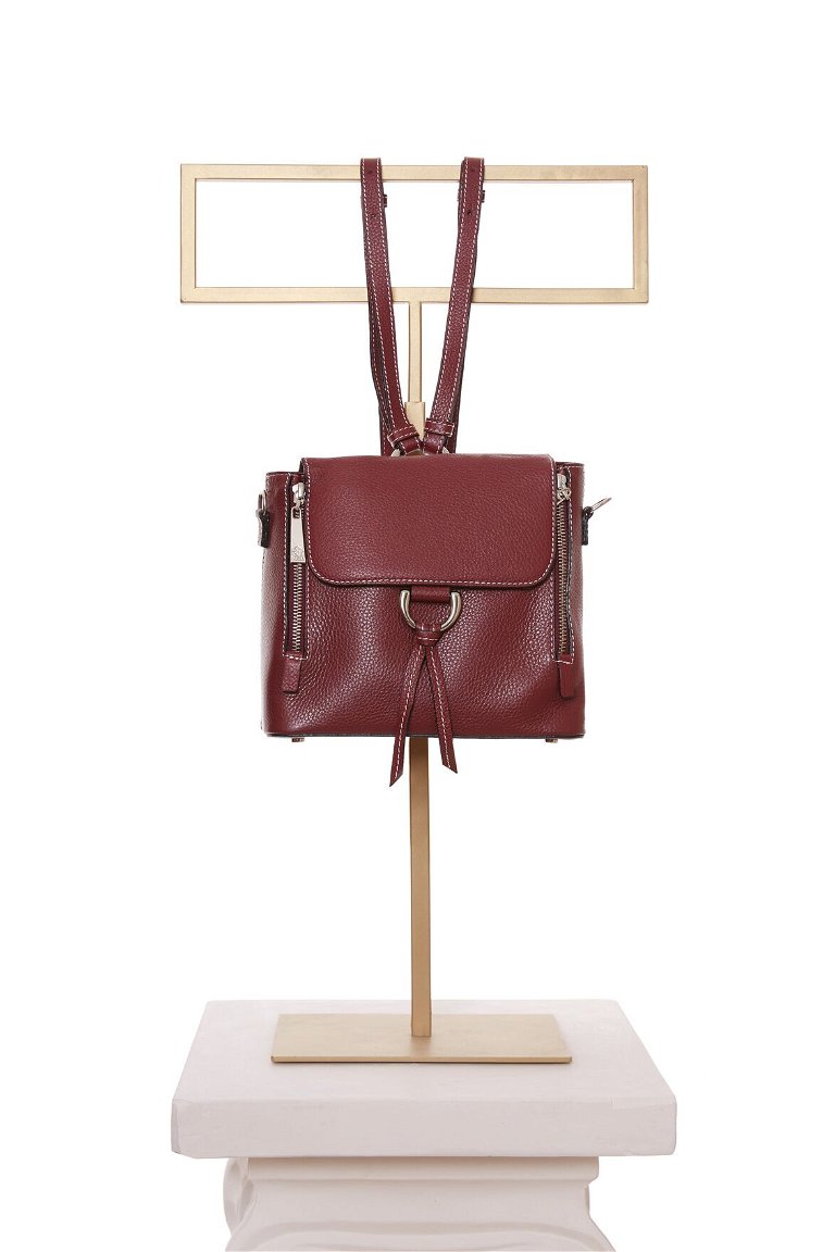 GIZIA - Claret Red Leather Backpack