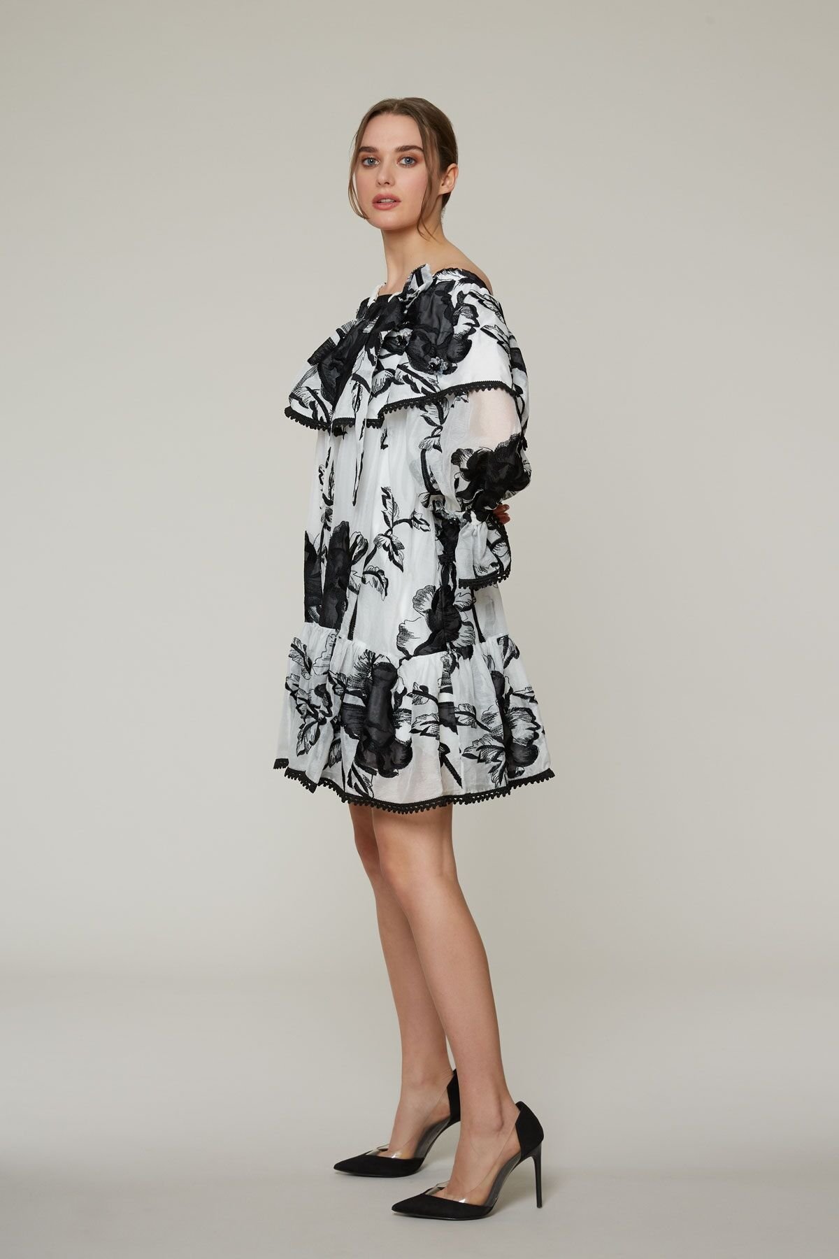Kayık Yaka Mini, İşleme Detaylı Elbise
