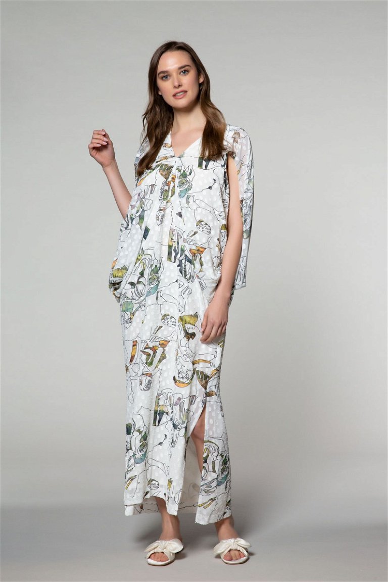 GIZIAGATE - Chalayan Desenli V Yaka Yırtmaçlı Uzun Tasarım Elbise