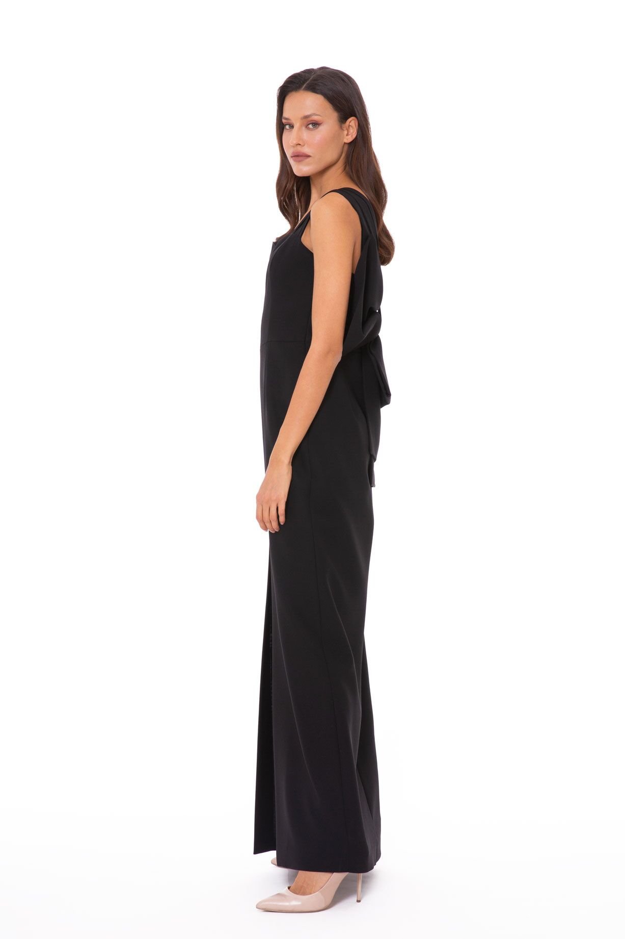 Arkası Fiyonk Detaylı Kalın Askılı Uzun Siyah Gece Elbisesi