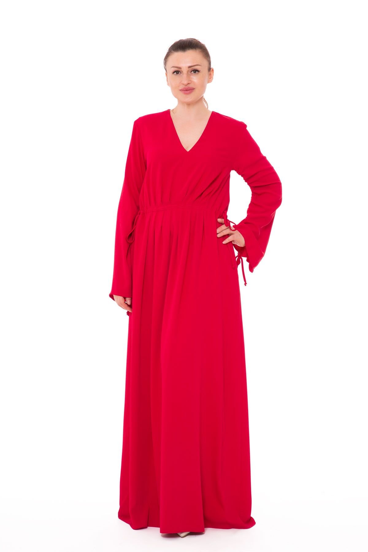 V Yaka Beli Büzgülü Uzun Kırmızı Elbise