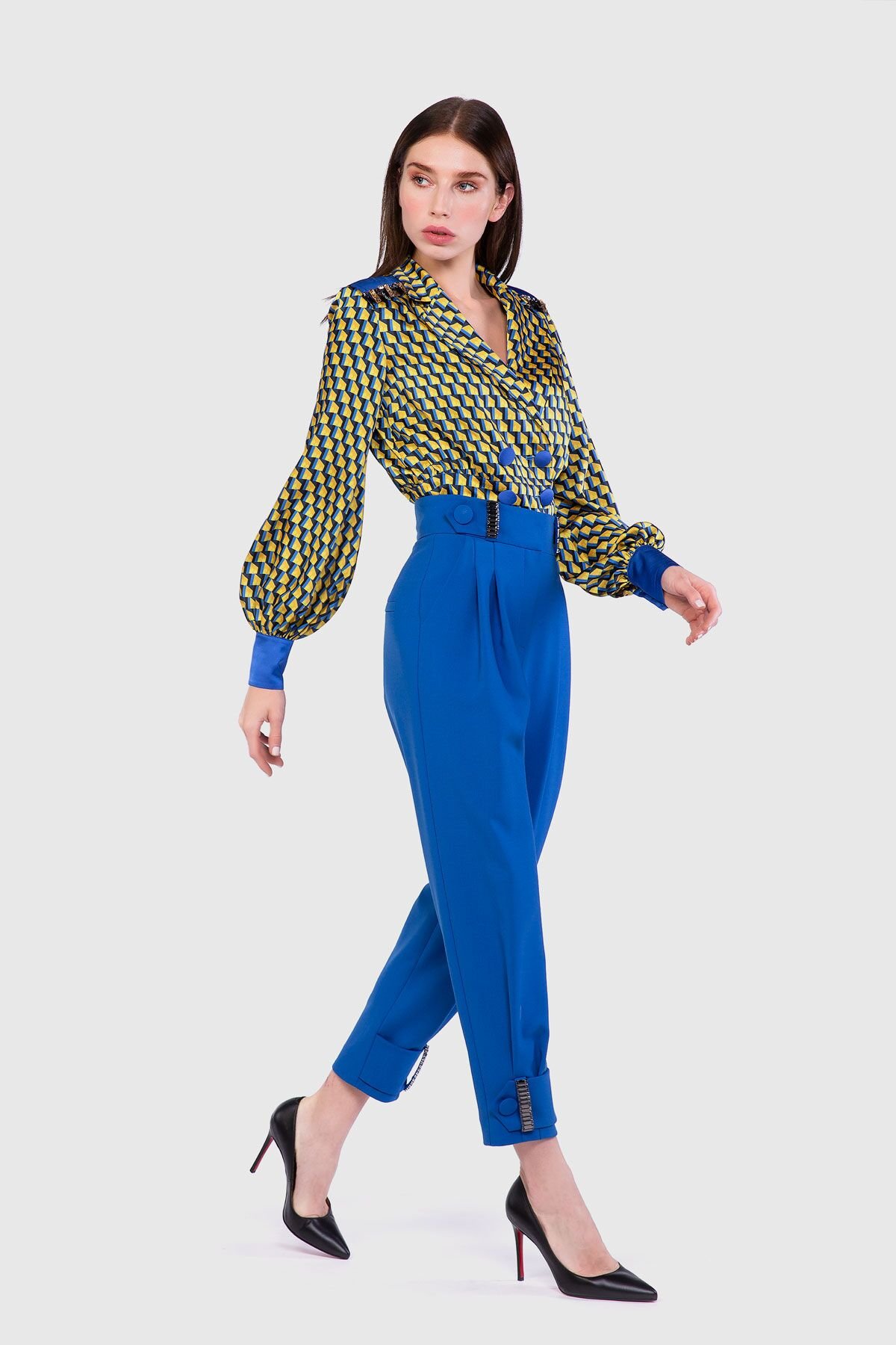 İşleme Detaylı Geometrik Desen Ceket Yaka Sarı Bluz