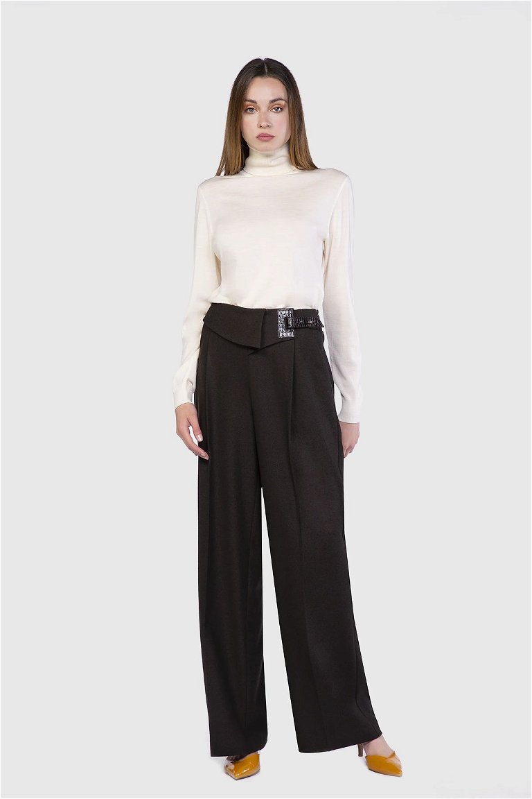 GIZIA - Belt Detailed Pleated Straight Cut Brown Trousers