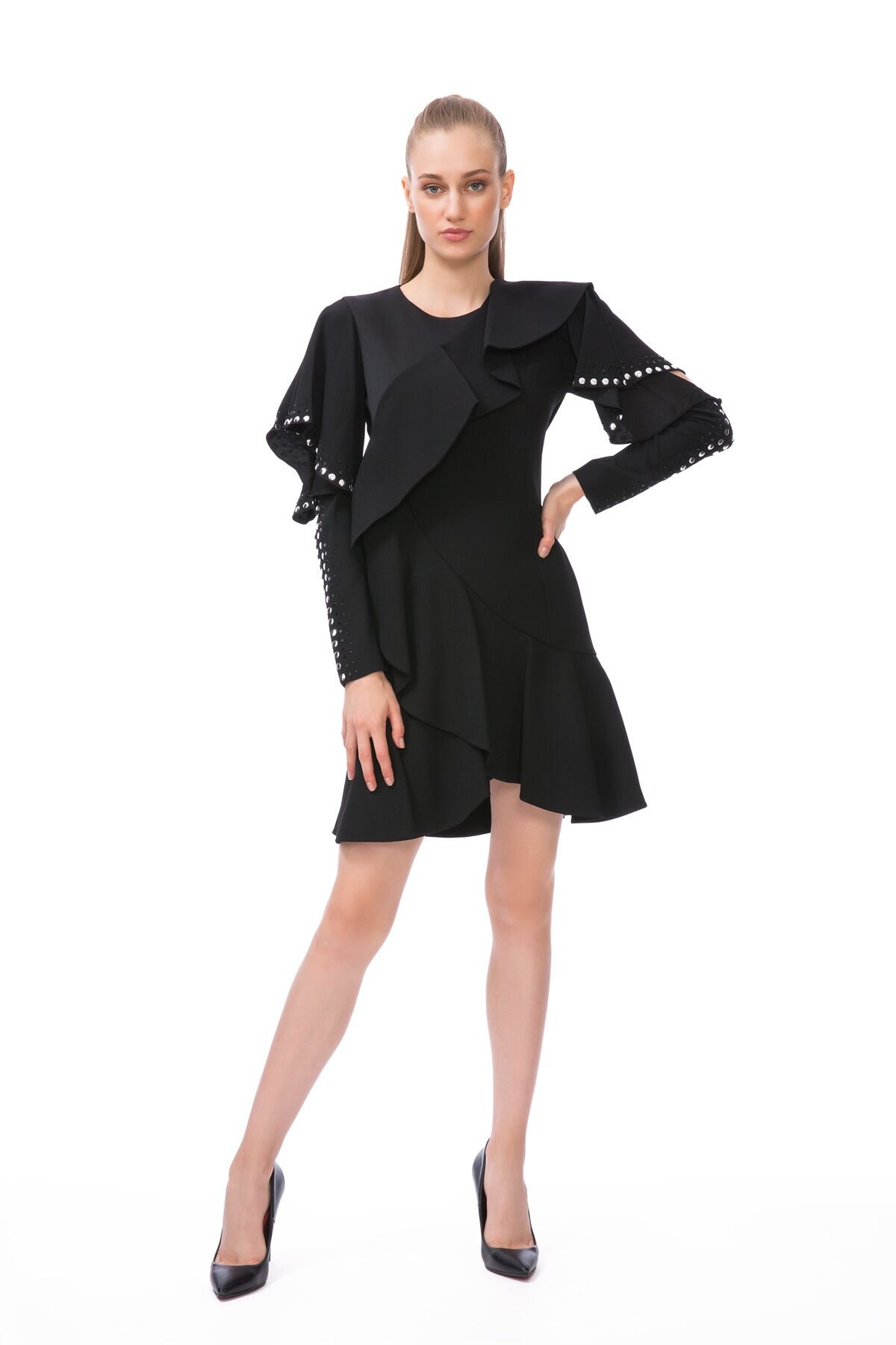Kol Kısmı Trok Baskı Detaylı Siyah Mini Elbise