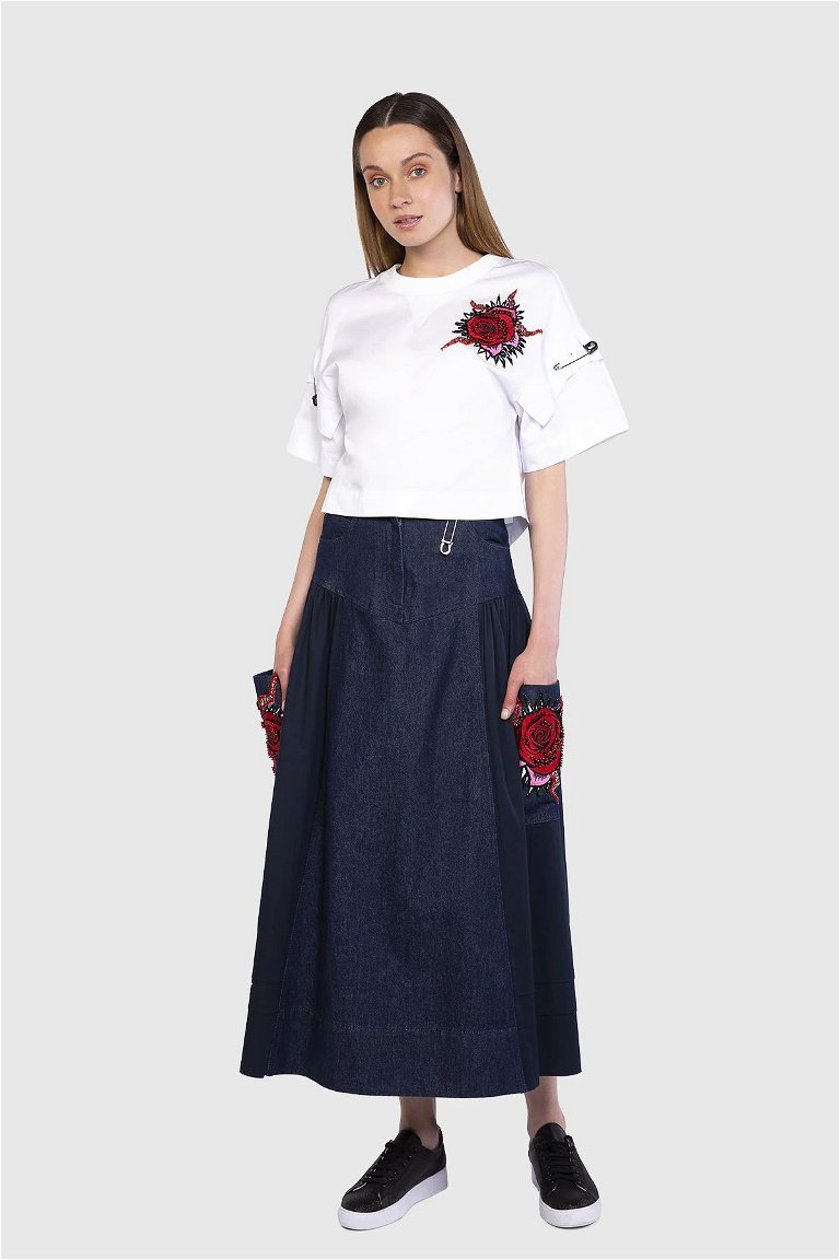 GIZIA - Knitwear Collar And Embroidery Detailed Oversize White T-Shirt
