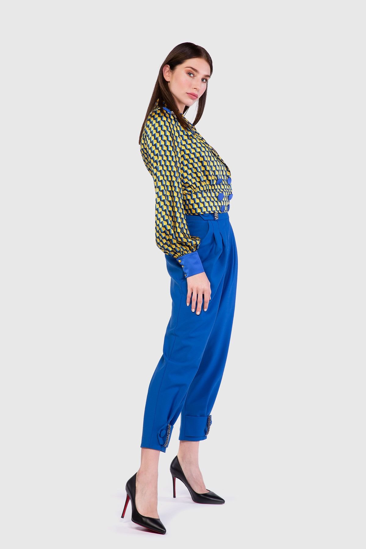 İşleme Detaylı Geometrik Desen Ceket Yaka Sarı Bluz