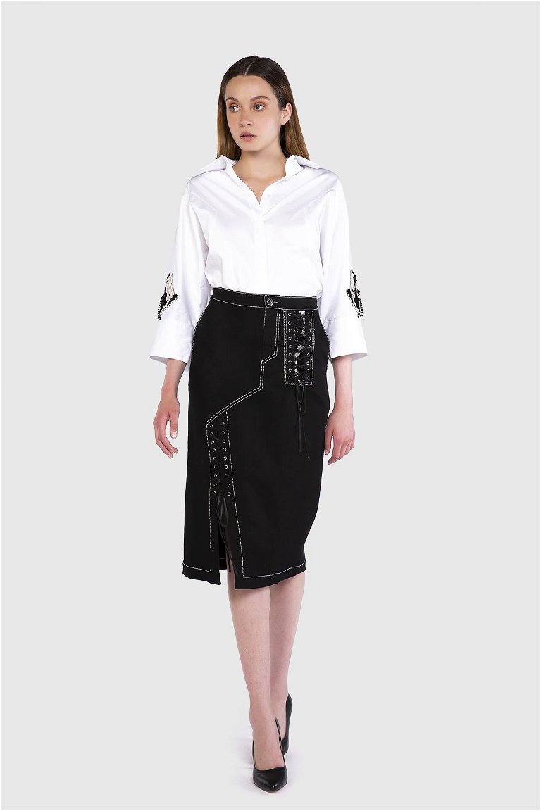  GIZIA - Embroidery Embroidered Slit Jean Black Skirt