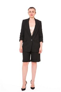  GIZIA - Single Button Sleeve Detailed Shorts Black Woman Suit