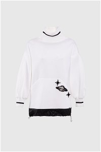 GIZIA SPORT - Embroidery Applique Detailed Ecru Sweatshirt