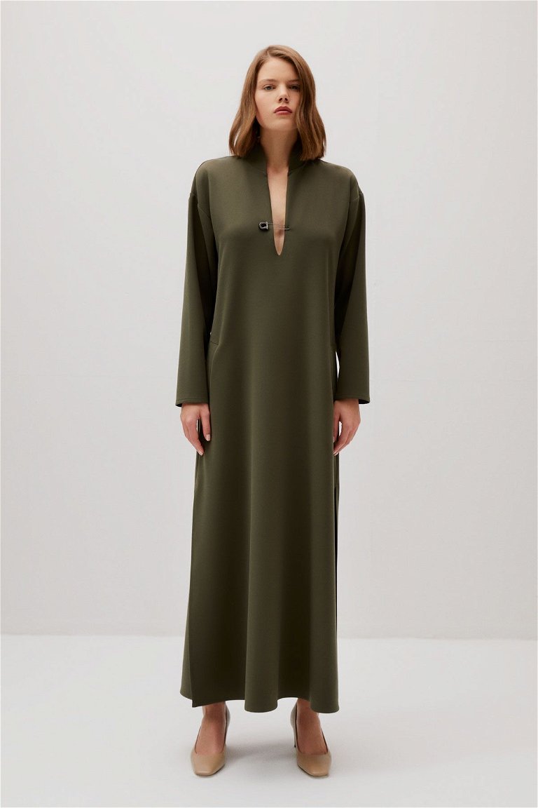 GIZIAGATE - Dilek Hanif Yakası İğne Detaylı Yanları Yırtmaçlı Yeşil Uzun Tasarım Elbise