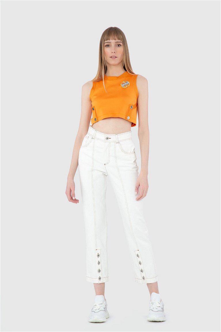 GIZIA SPORT - With Snaps Sleeveless And Embroidered Orange Crop Top