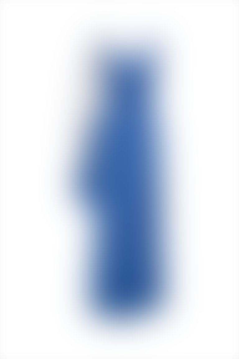 Asimetrik Taş Toka Detaylı Uzun Saten Mavi Abiye Elbise