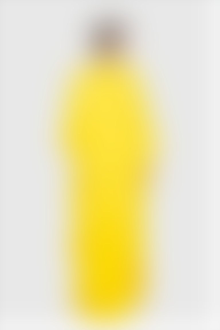Nihan Peker V Yaka İşlemeli Sarı Geniş Kesim Uzun Abiye Elbise