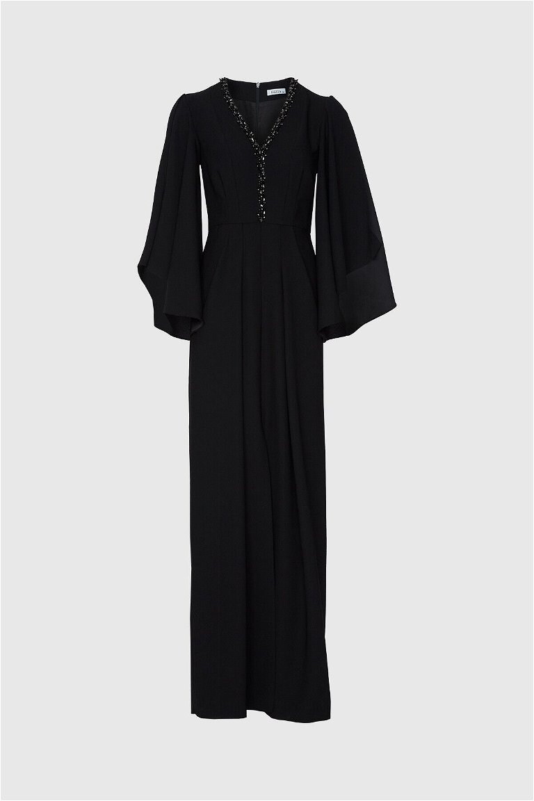  GIZIA - Yırtmaçlı Pelerin Kollu İşleme Detaylı Uzun Siyah Elbise
