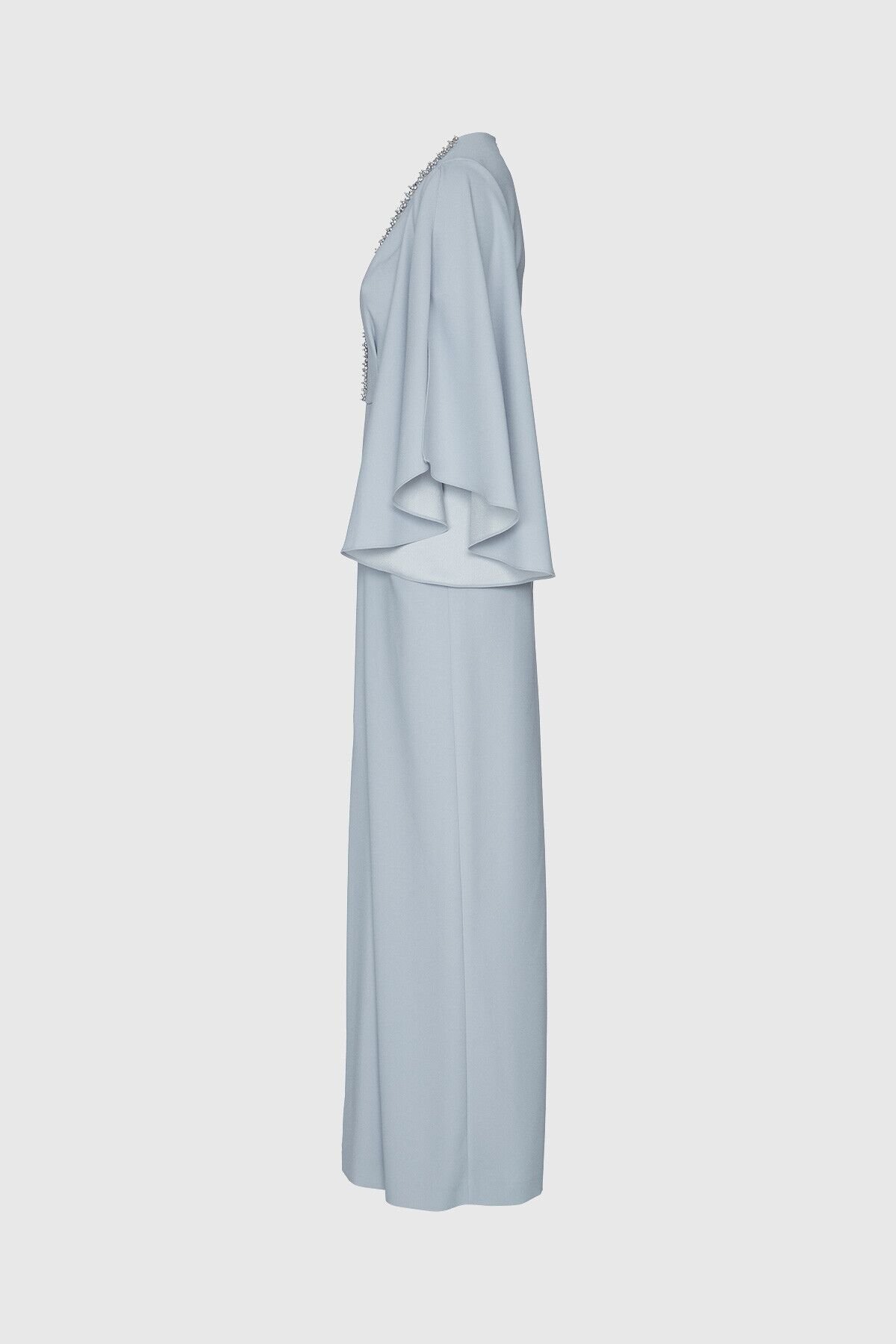 Yırtmaçlı Pelerin Kollu İşleme Detaylı Uzun Gri Elbise