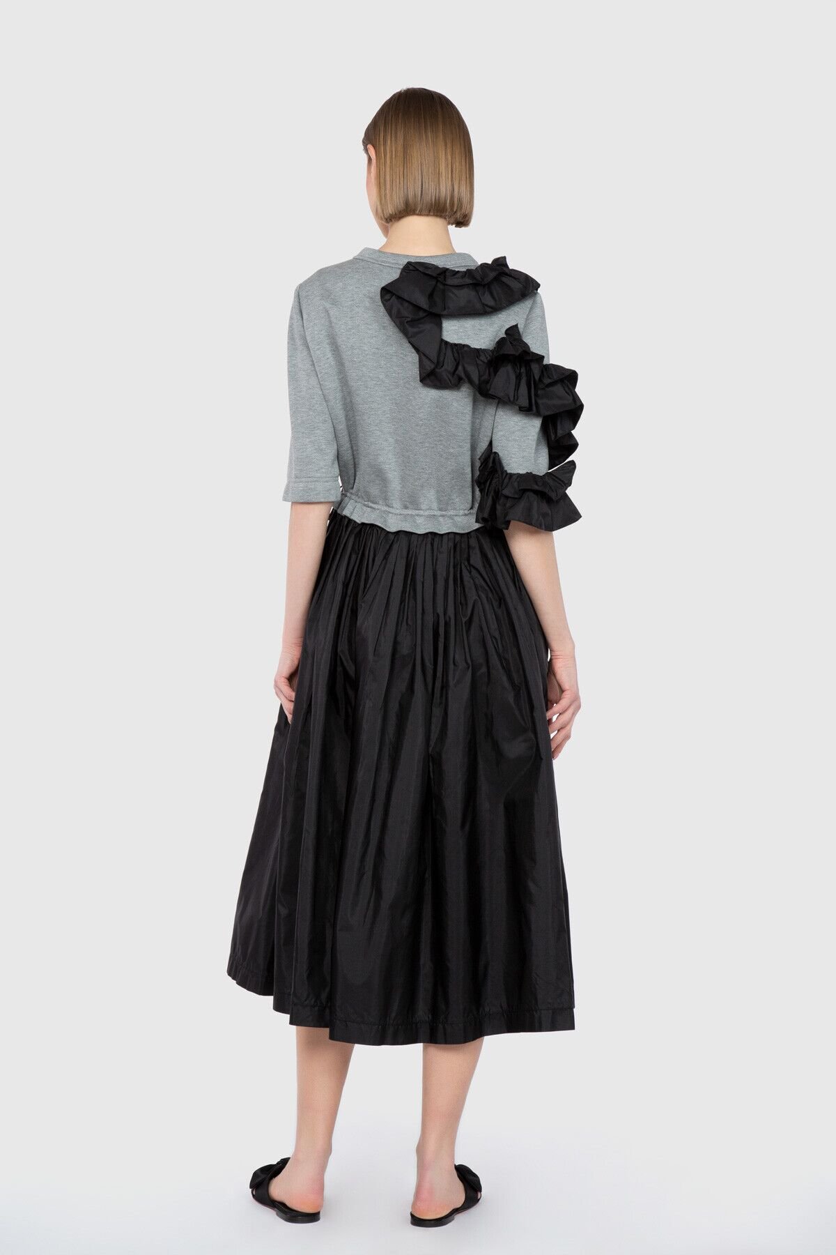 Ruffle Detailed Midi Dress With Contrast Grey Garnish