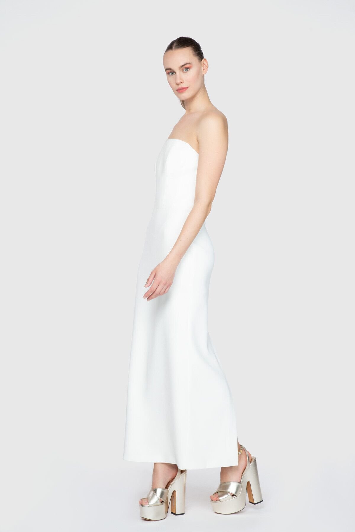 Amor Garibovic Straplez Uzun Beyaz Tasarım Elbise
