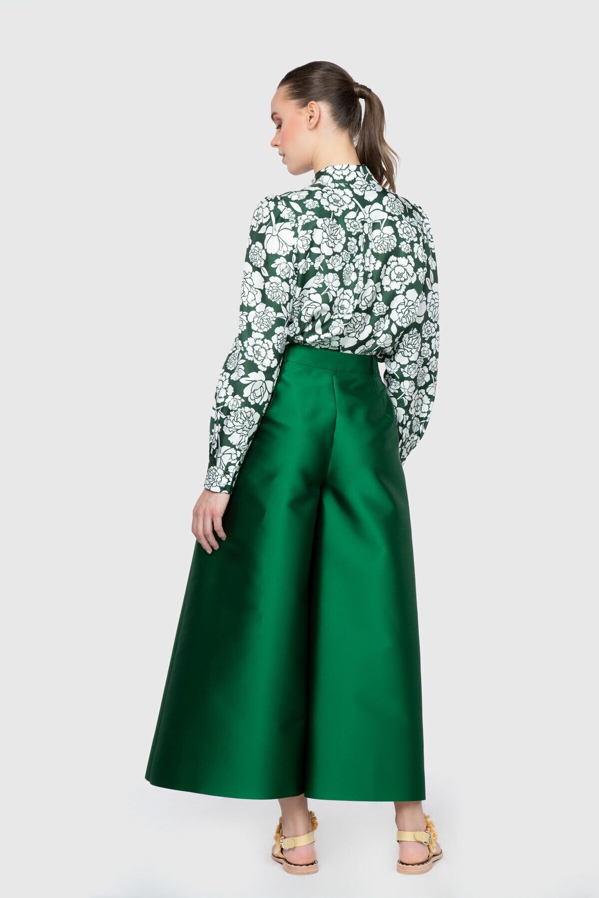 Dice Kayek İşleme Yaka Detaylı Desenli Yeşil Tasarım Bluz