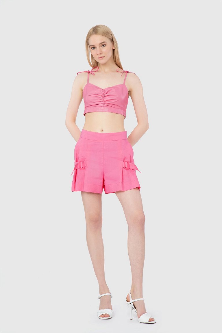GIZIA - Pleated Pink Shorts