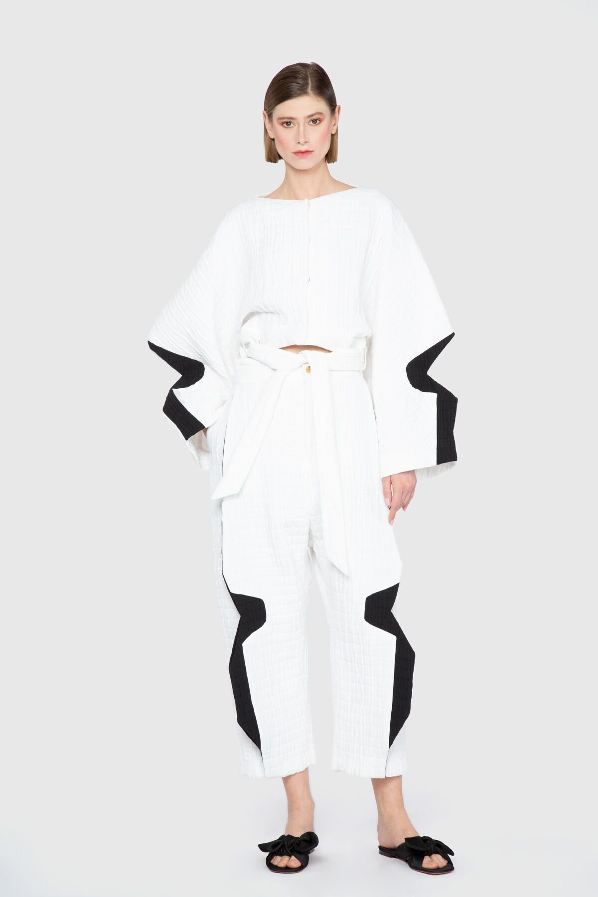 Chalayan Kontrast Renk Detaylı Yüksek Bel Beyaz Tasarım Pantolon