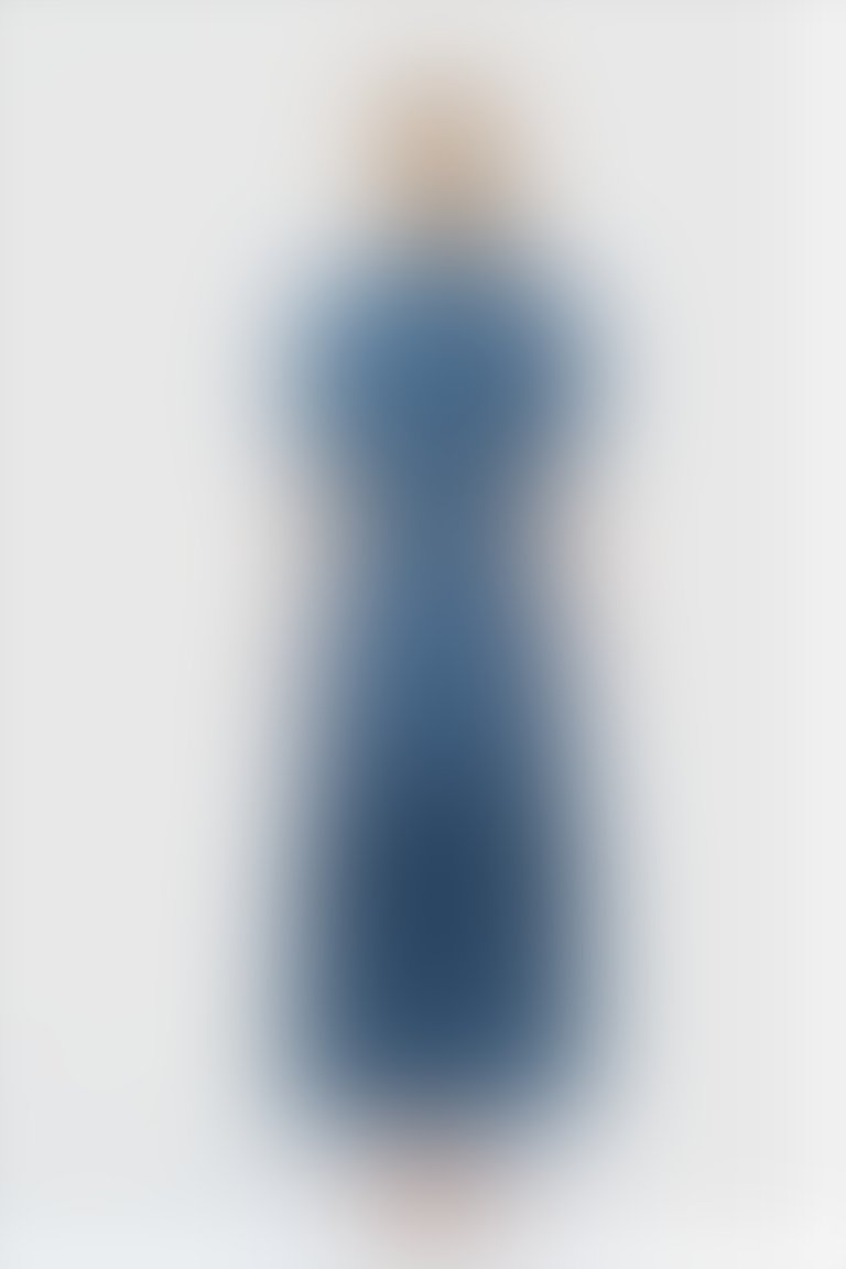 Dikiş Detaylı V Yaka Büzgülü Midi Boy Mavi Jean Elbise