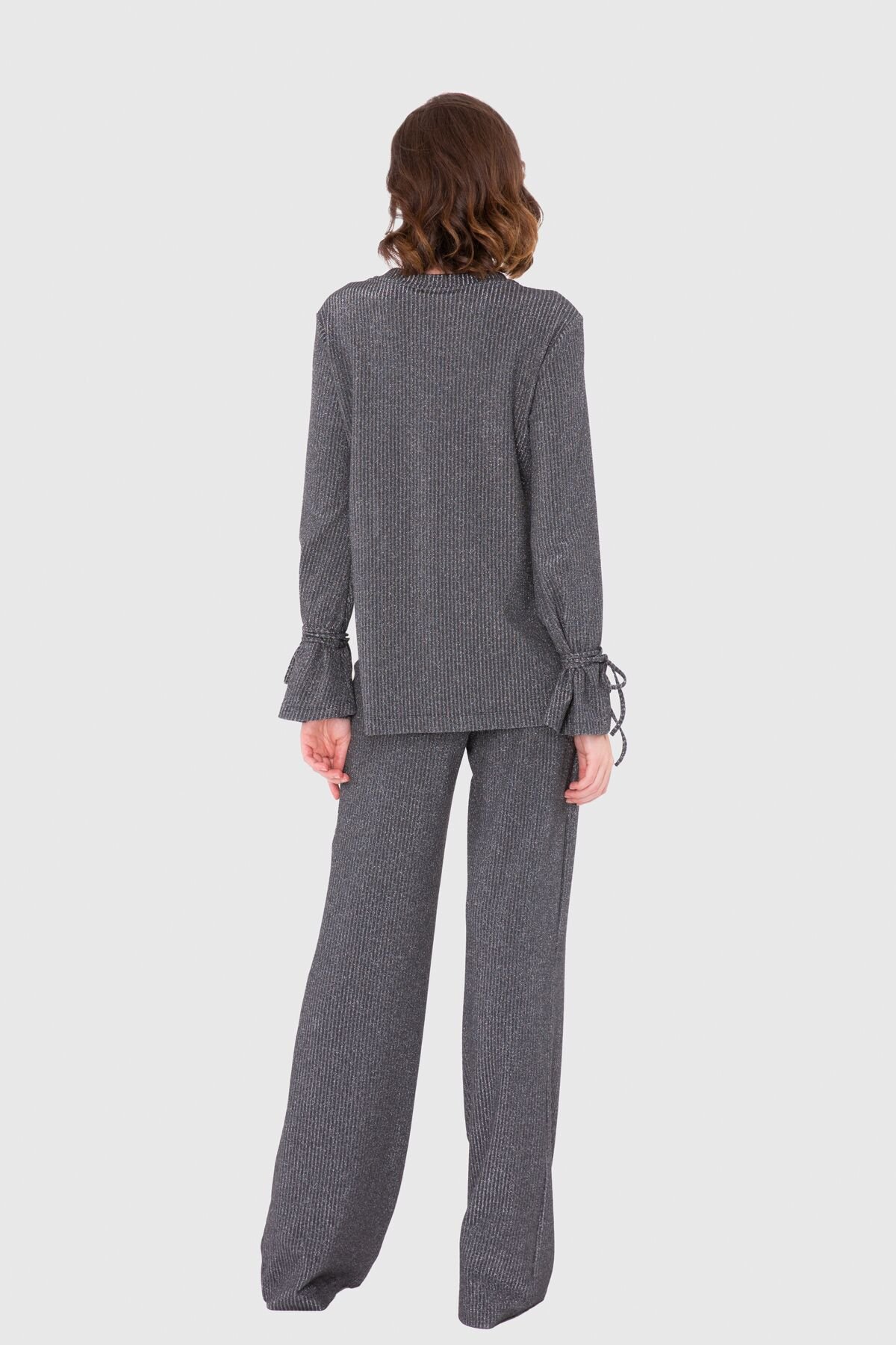 Asymmetrical Cut Waist Blouse and Trousers Gray Suit
