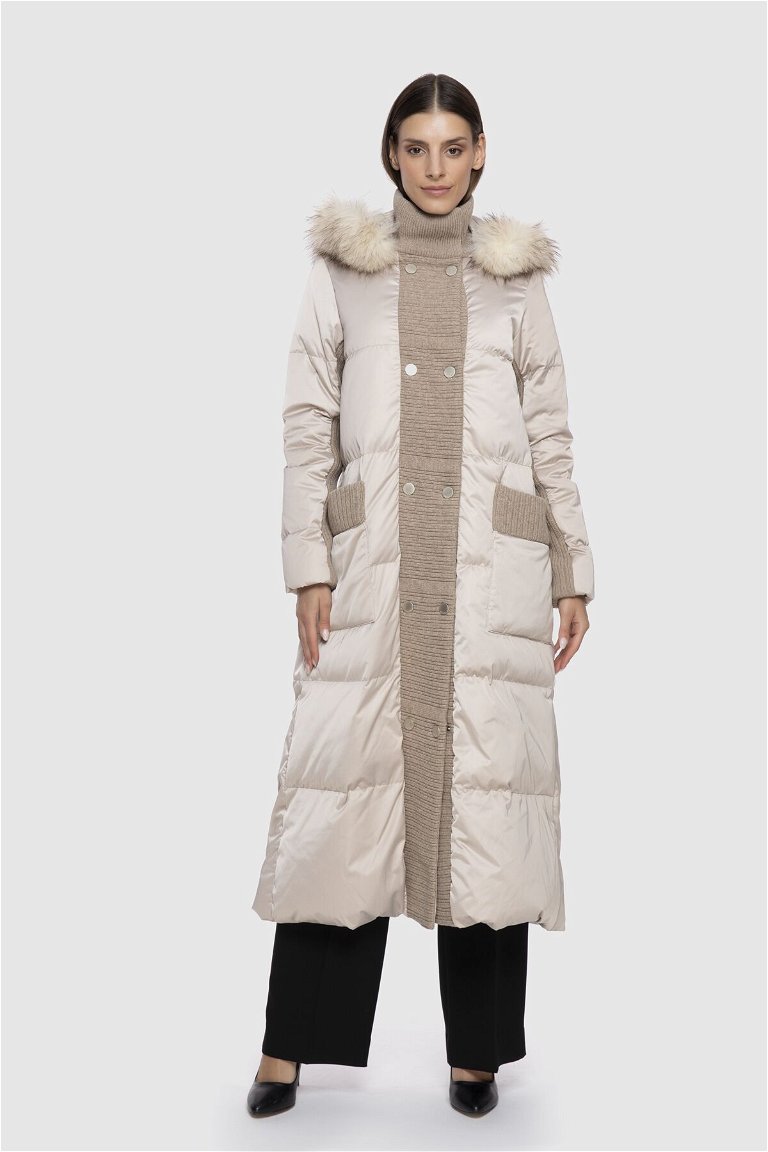 GIZIA - Knitwear And Fur Detailed Hooded Beige Long Inflatable Coat