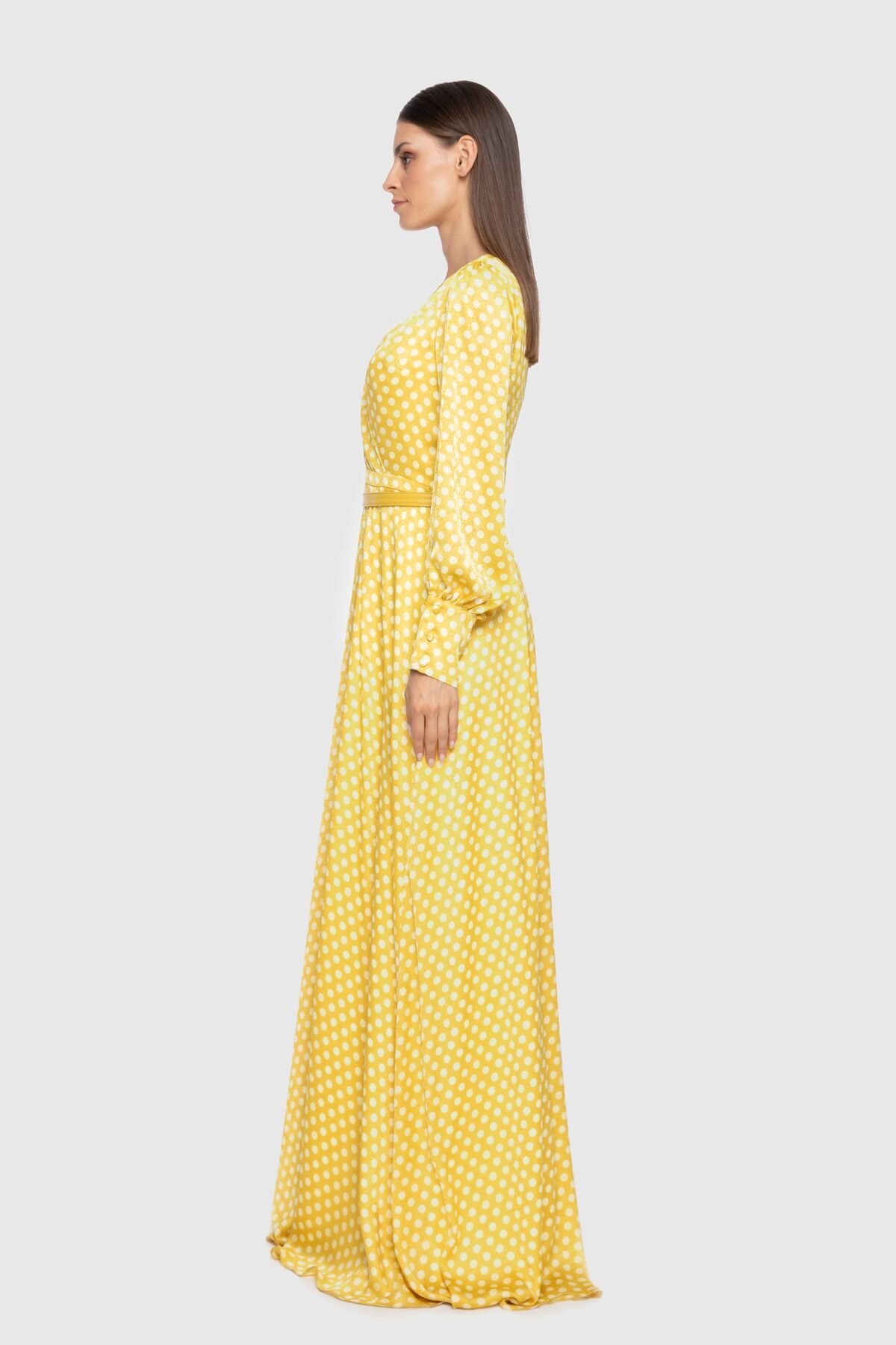 Kruvaze Yaka Puantiye Desenli Uzun Sarı Elbise