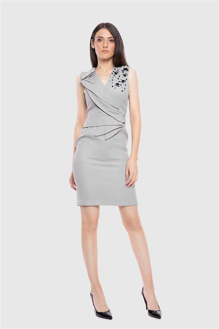  GIZIA - Shoulder Embroidered Gray Mini Dress