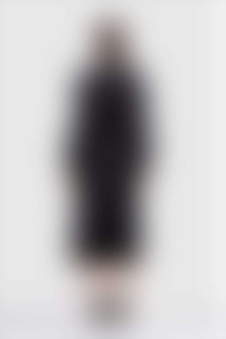 Boyundan İp Bağlama Detaylı Etekleri Pileli Siyah Midi Elbise