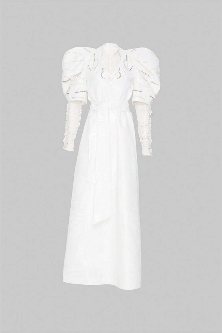 GIZIA - فستان أبيض طويل مزين بكم كبير الحجم