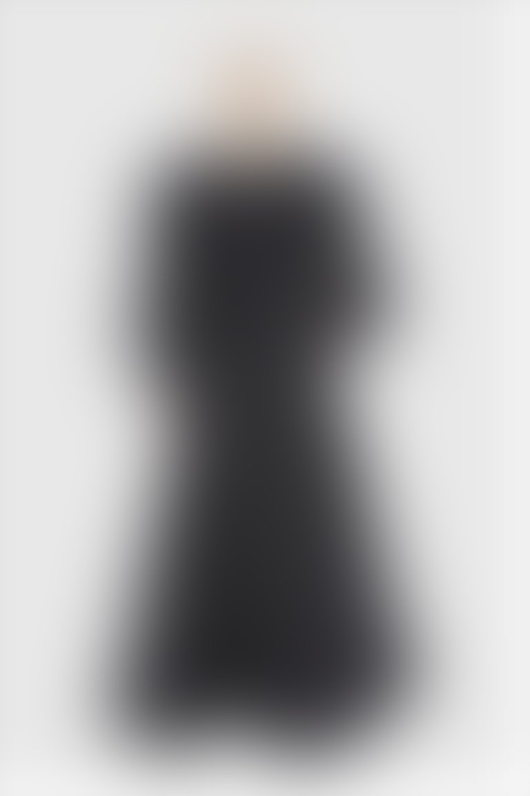 Fırfır Detaylı Uzun V Yaka Siyah Abiye Elbise