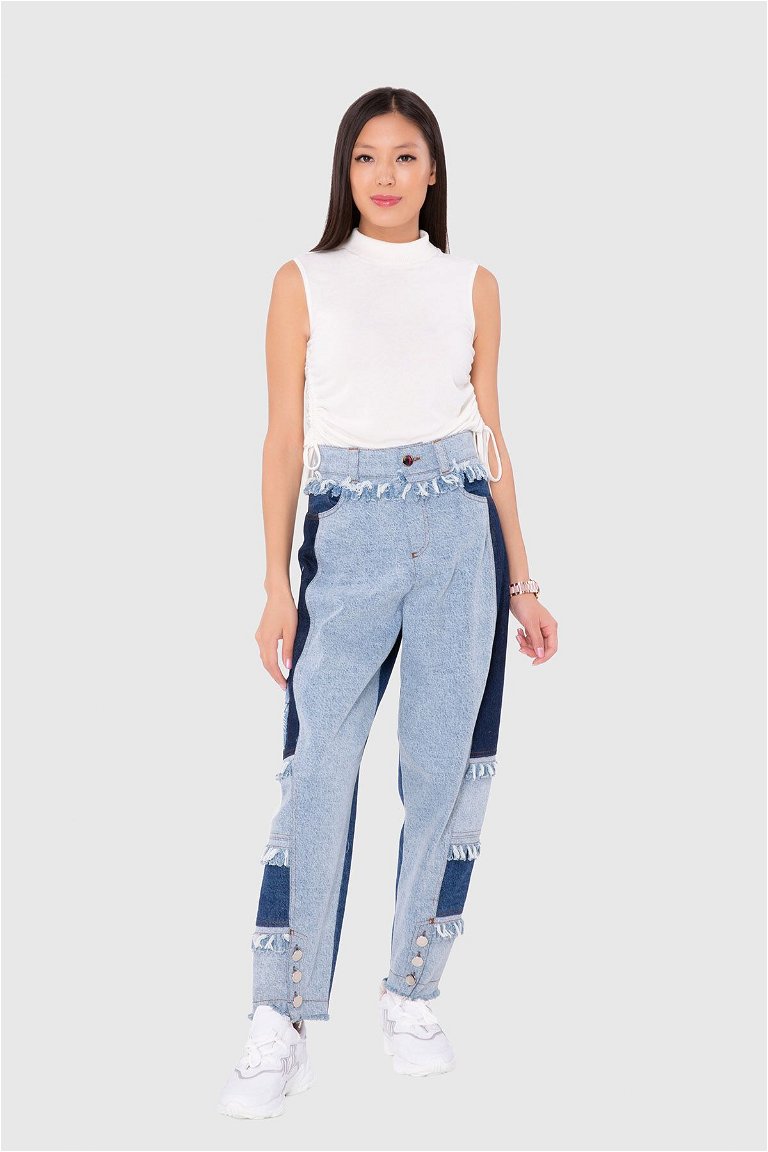 MANI MANI - Two-Color Mom Jeans With Embroidery Detail