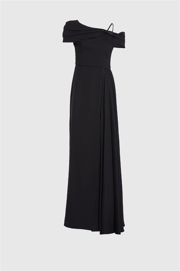 GIZIA - One-Shoulder Feathered Detailed Black Long Evening Dress