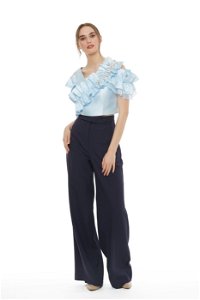 GIZIA - Ruffle Detailed Embroidered Top