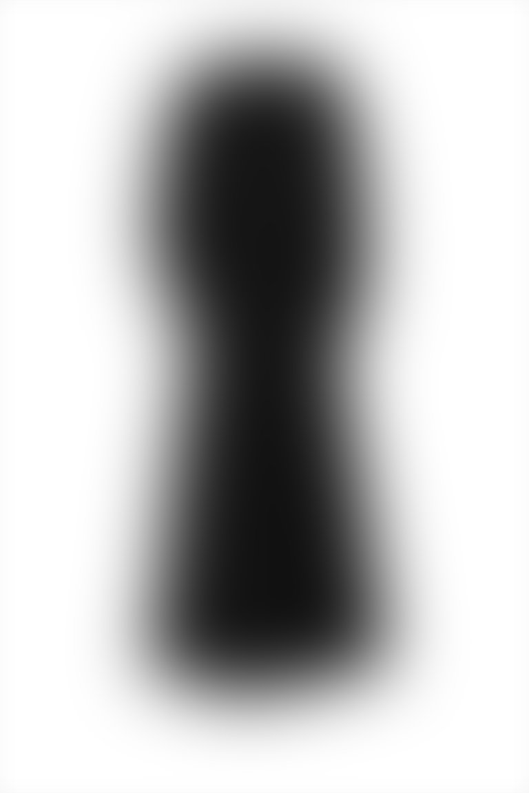 Fiyonk Detaylı V Yaka Dökümlü Uzun Siyah Abiye Elbise