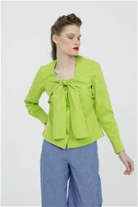 KIWE - Square Collar Green Shirt With Bow Tie Detail On The Front