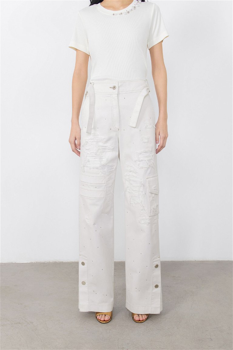 GIZIA - بنطلون جينز أبيض مزين بشريط جانبي و أحجار