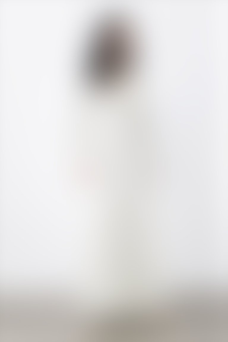 Yaka İşleme Detaylı Kuşaklı Piliseli Uzun Ekru Elbise
