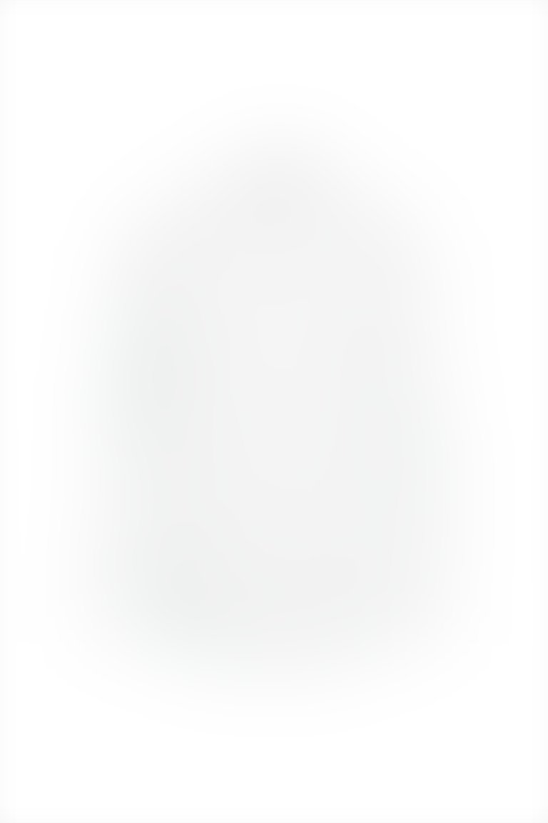 KIWE - Geniş Yakalı Düğme Detaylı Beyaz Oversize Gömlek