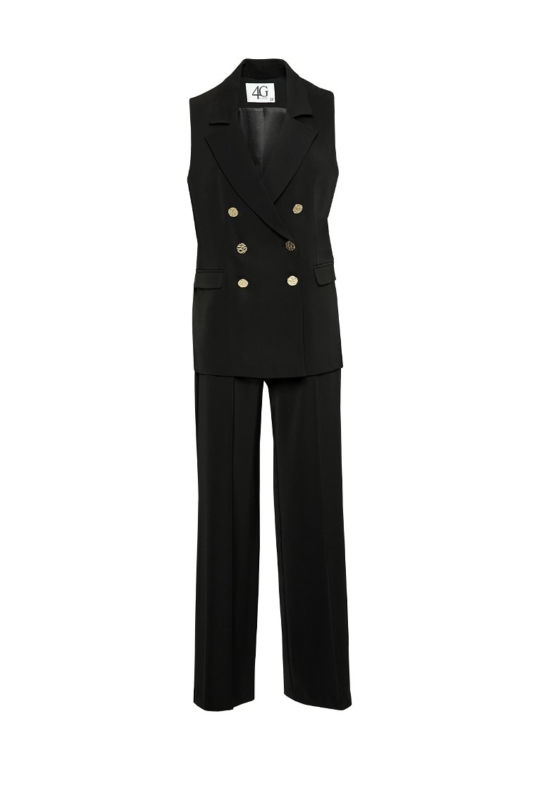 4G CLASSIC - Gold Detaylı Rahat Kesim Yelekli ve Pantolonlu Siyah Kadın Takım Elbise