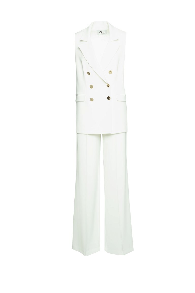 4G CLASSIC - Gold Detaylı Rahat Kesim Yelekli ve Pantolonlu Ekru Kadın Takım Elbise